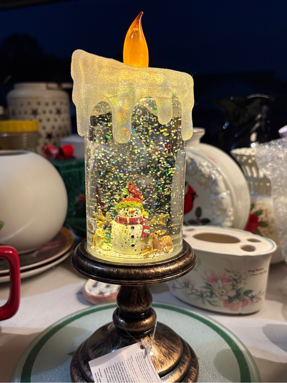 Holiday Snowman snow globe candle- White/Gold